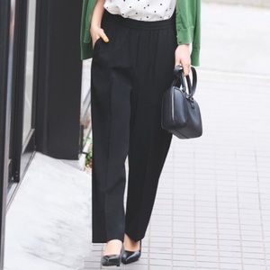 UNIQLO Wide Straight Black Pants